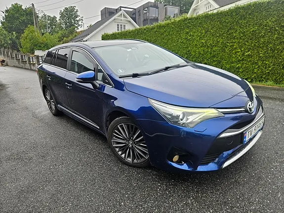 Toyota Avensis 2016 photo 3