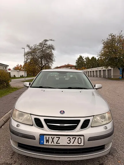Saab 9-3 2005 photo 2