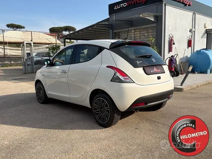 Lancia Ypsilon 2023 photo 4