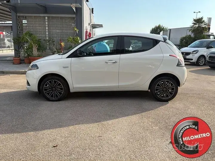Lancia Ypsilon 2023 photo 3