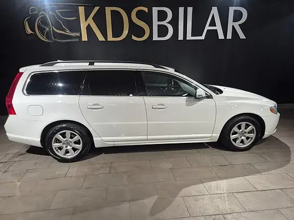 Volvo V70 2011 photo 4