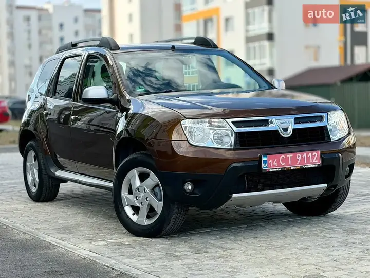 Dacia Duster 2010 photo 4