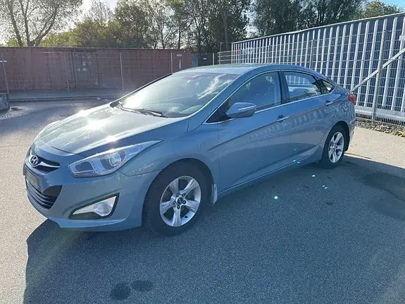 Hyundai I40