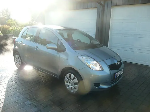 Toyota Yaris 2007 photo 4