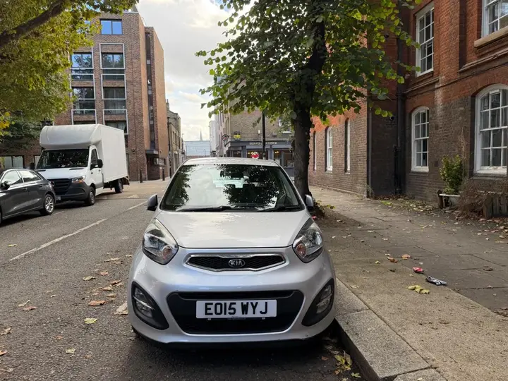Kia Picanto 2015 photo 2