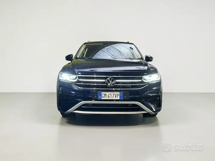 Volkswagen Tiguan Allspace 2023 photo 2
