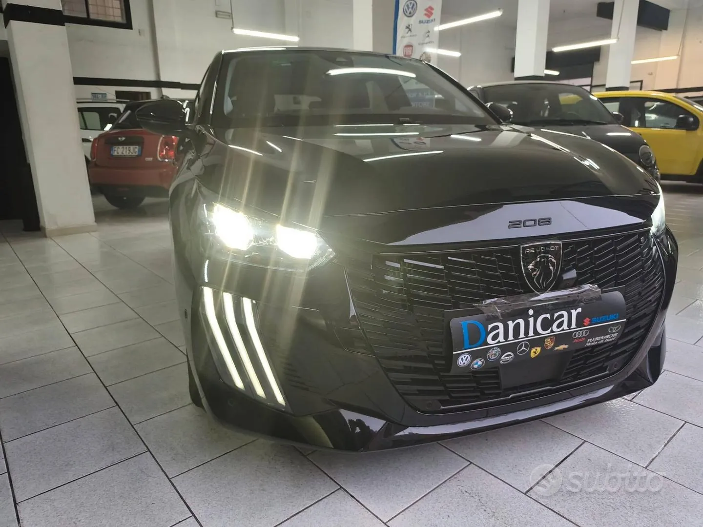 Peugeot 208 2024 photo 2