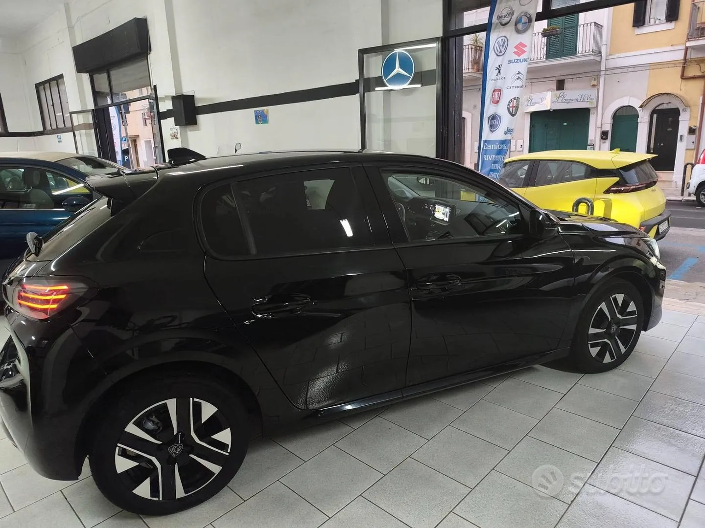 Peugeot 208 2024 photo 5