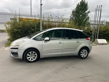 Citroen C4 2011 photo 3