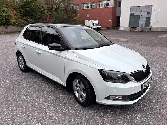 Skoda Fabia 2017 photo 4