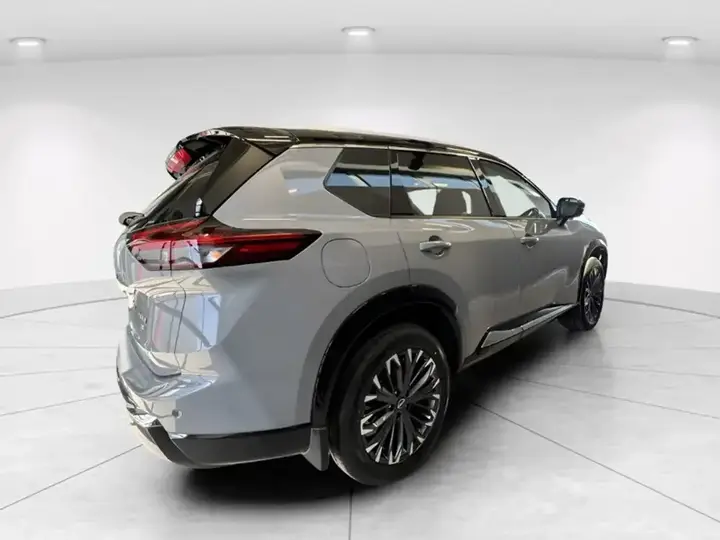 Nissan Rogue 2026 photo 4
