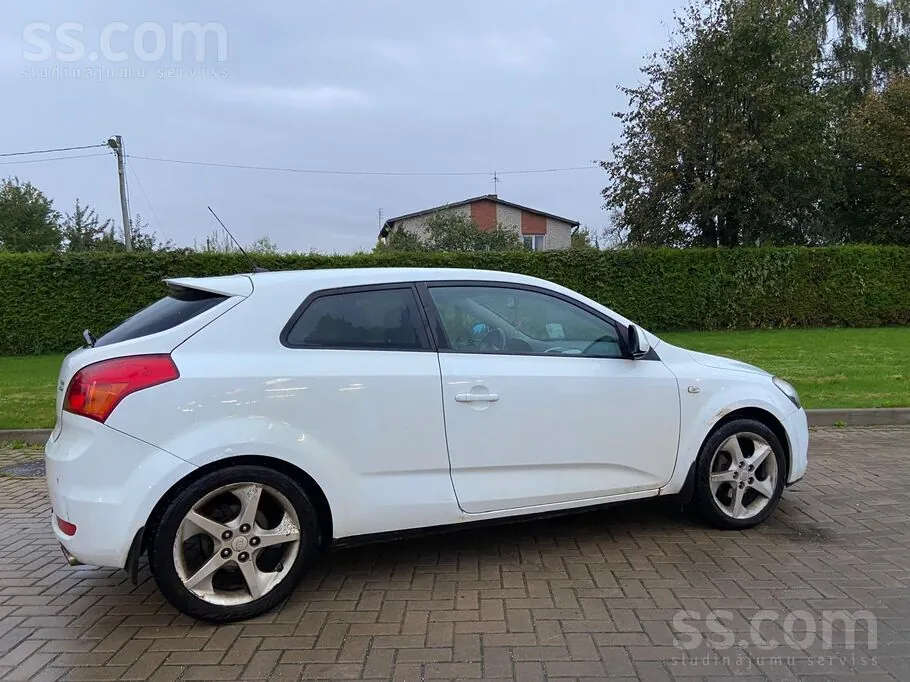 Kia Ceed 2008 photo 4