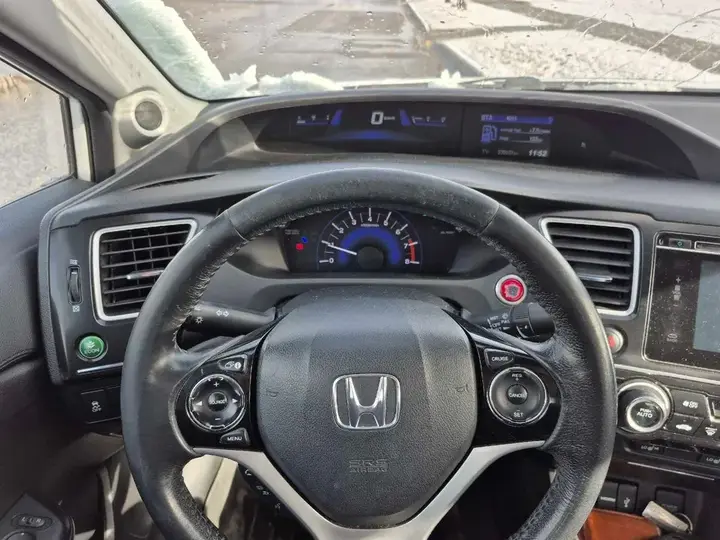 Honda Civic 2015 photo 2
