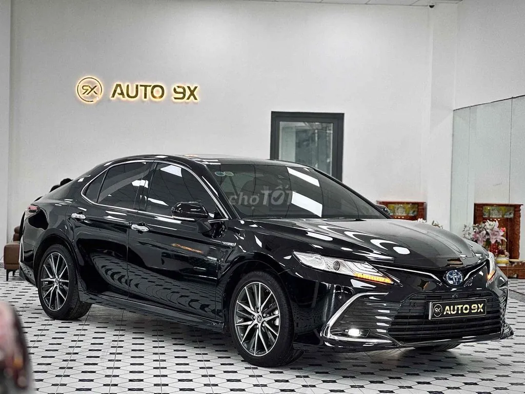 Toyota Camry 2024 photo 5