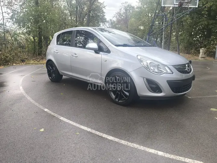 Opel Corsa D 2012 photo 2
