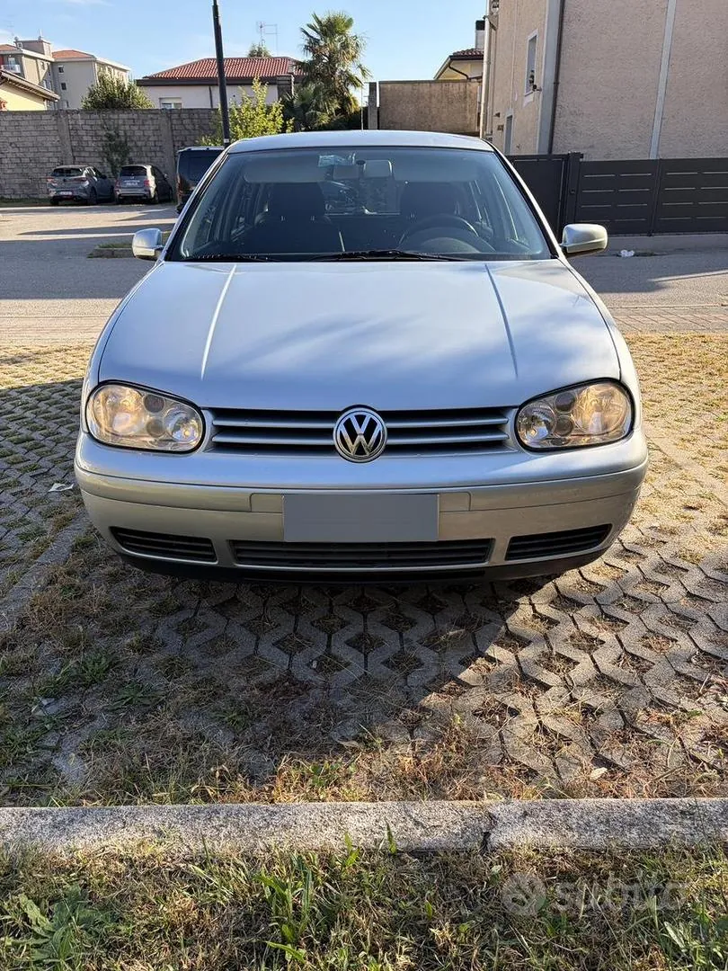 Volkswagen Golf 2002 photo 4