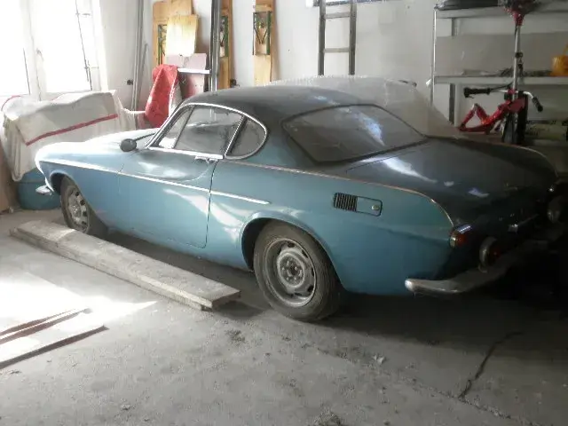 Volvo P1800E 1971 photo 3