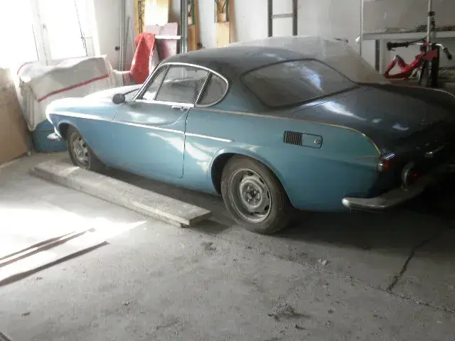 Volvo P1800E 1971 photo 2