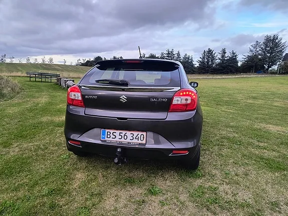 Suzuki Baleno 2017 photo 5
