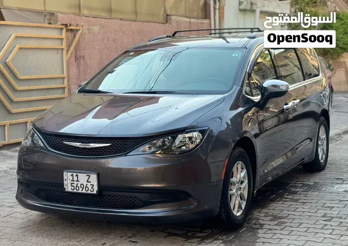 Chrysler Voyager 2023 photo 3