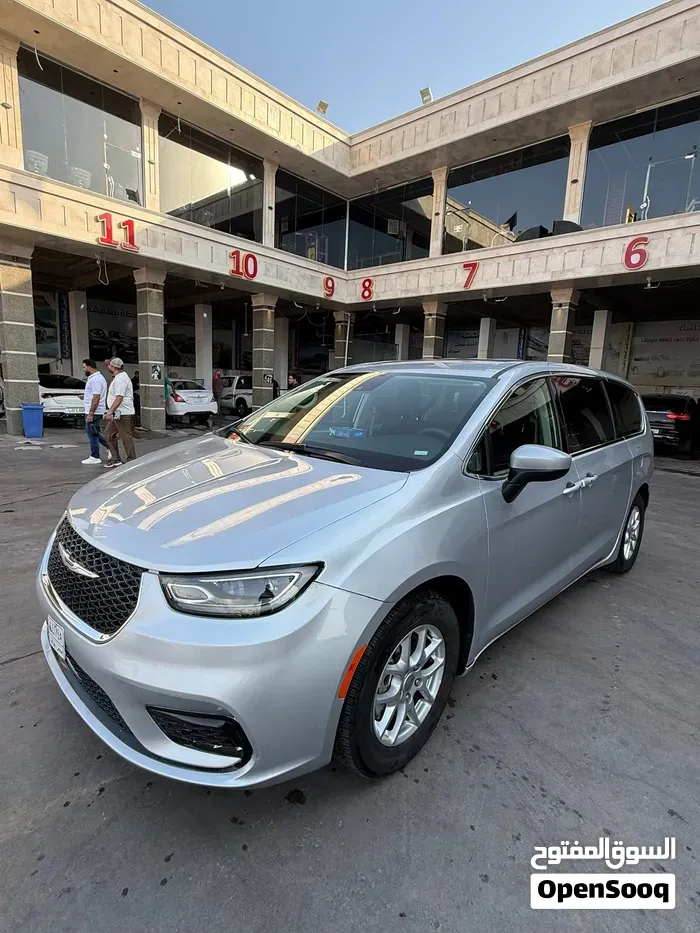 Chrysler Voyager 2023 photo 5