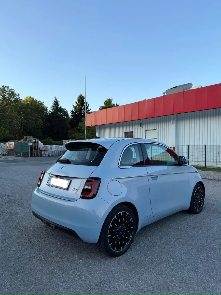 Fiat 500E 2021 photo 3
