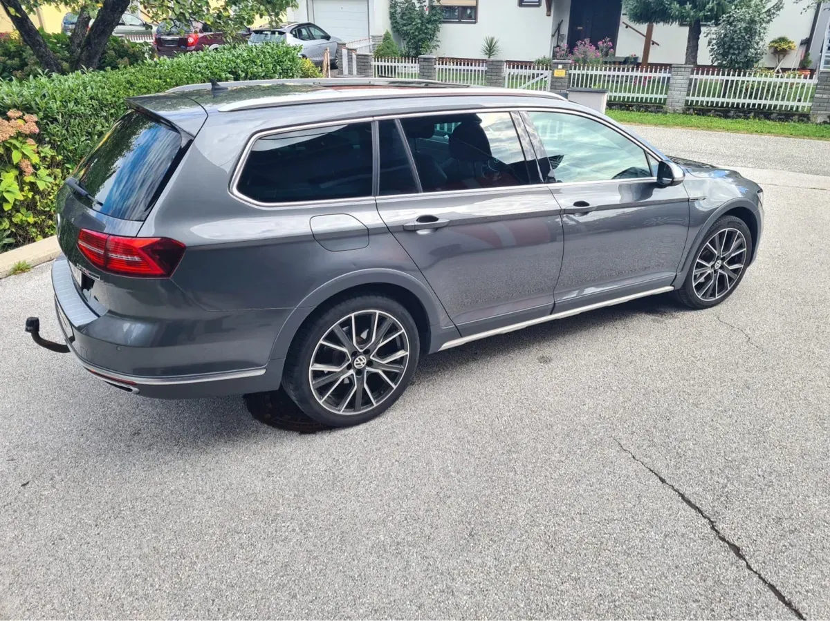 Volkswagen Passat 2017 photo 2