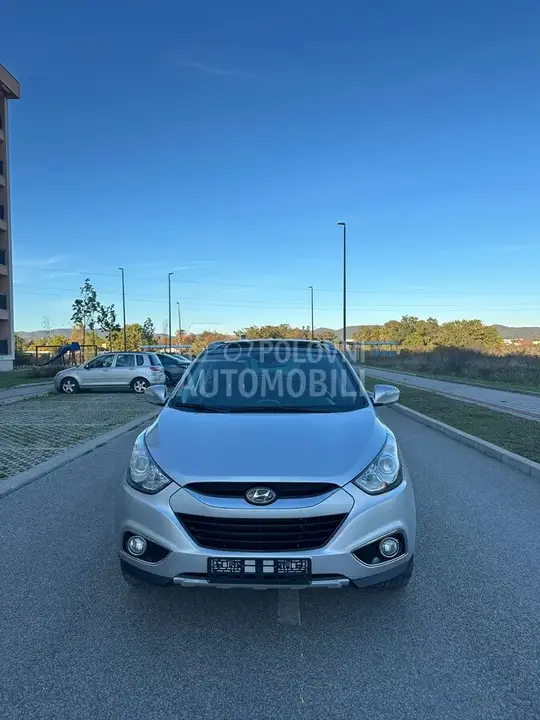 Hyundai Ix35 2011 photo 2