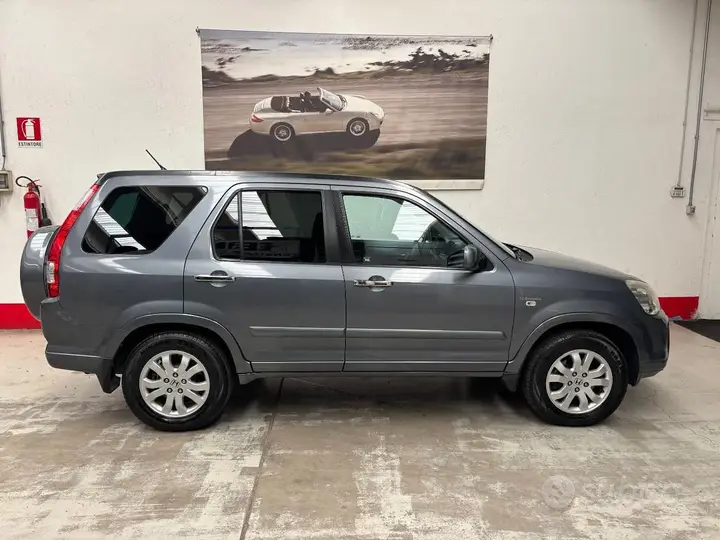 Honda Cr-V 2006 photo 2
