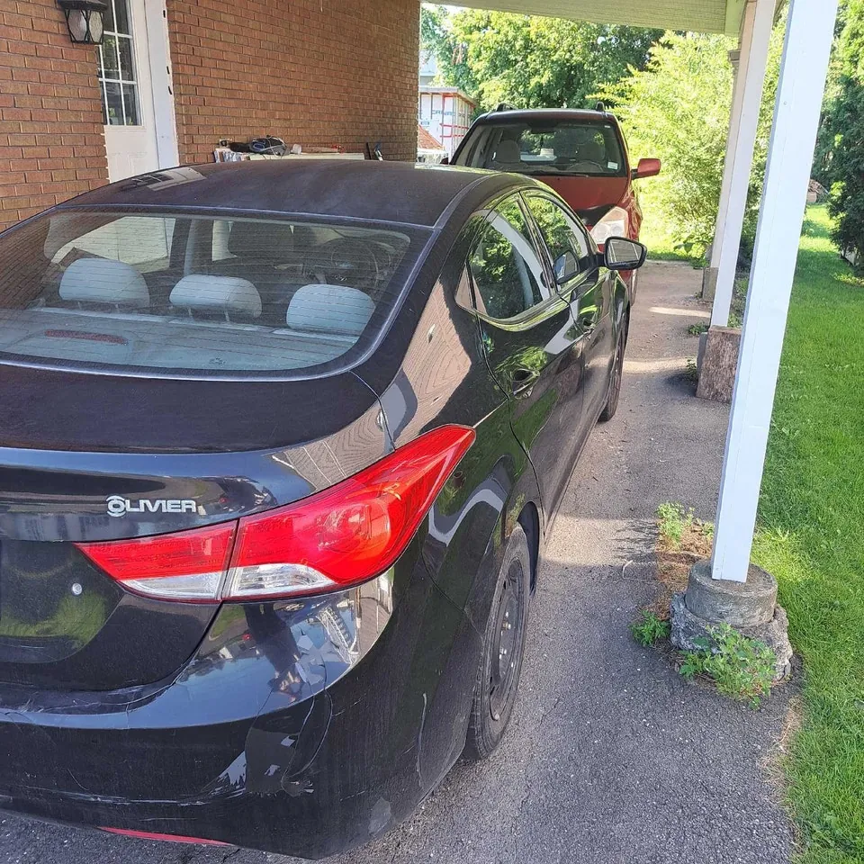 Hyundai Elantra 2013 photo 2