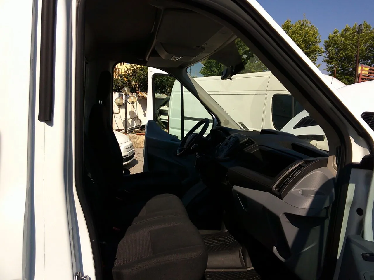 Ford Transit 2017 photo 5