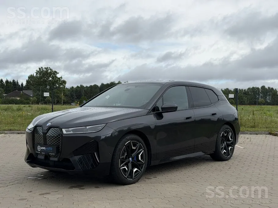 BMW Ix 2023 photo 3