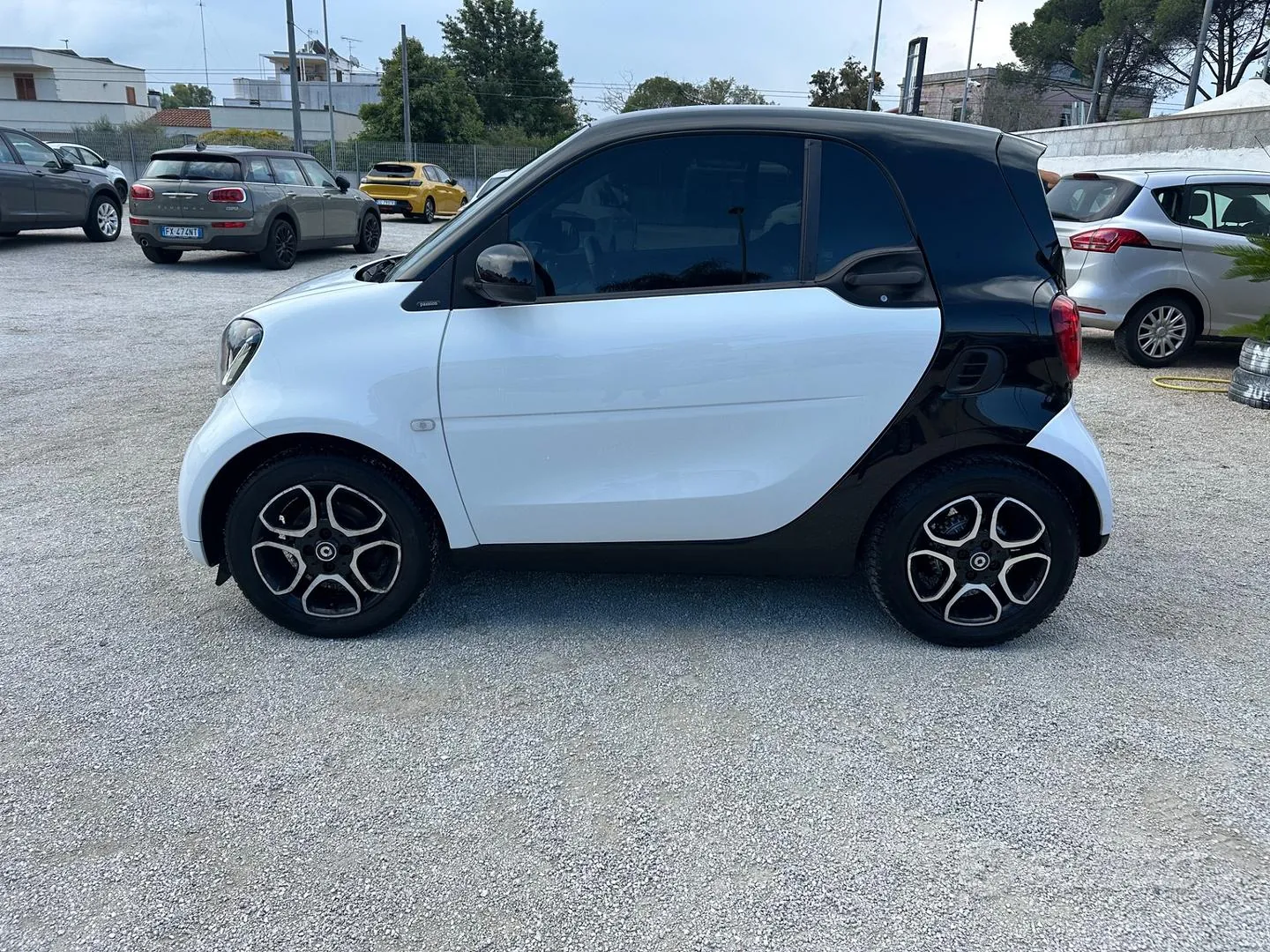 Smart Fortwo 2017 photo 4