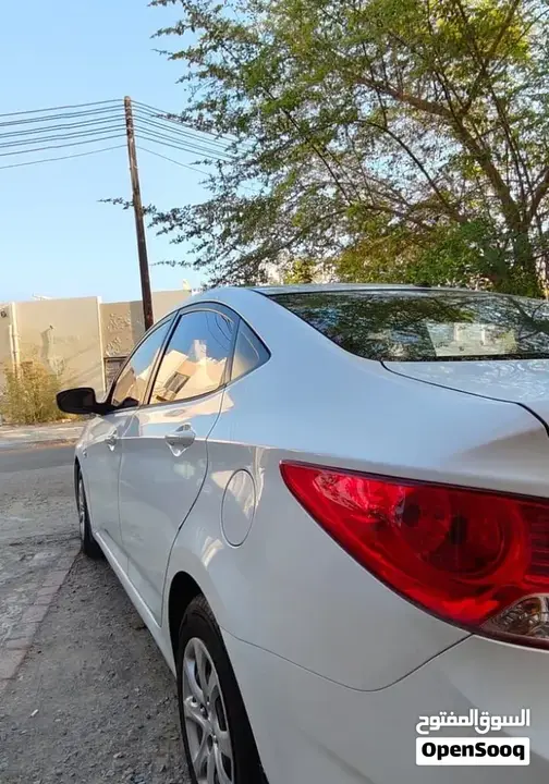 Hyundai Accent 2015 photo 4