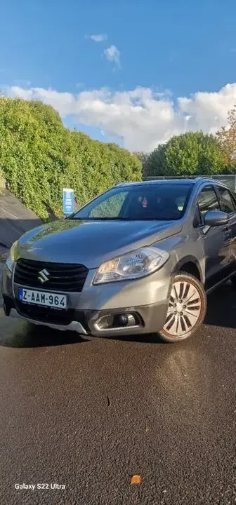 Suzuki S-Cross