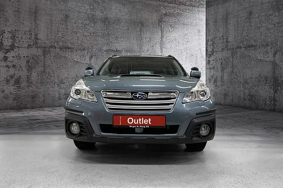 Subaru Outback 2013 photo 2