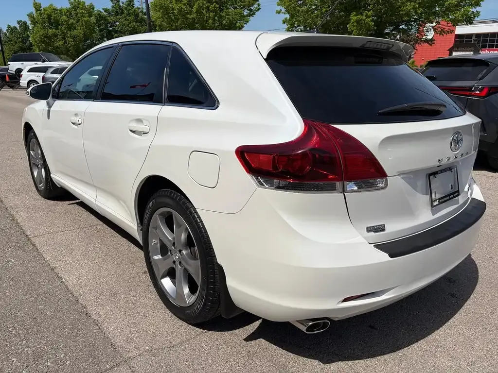Toyota Venza 2016 photo 3