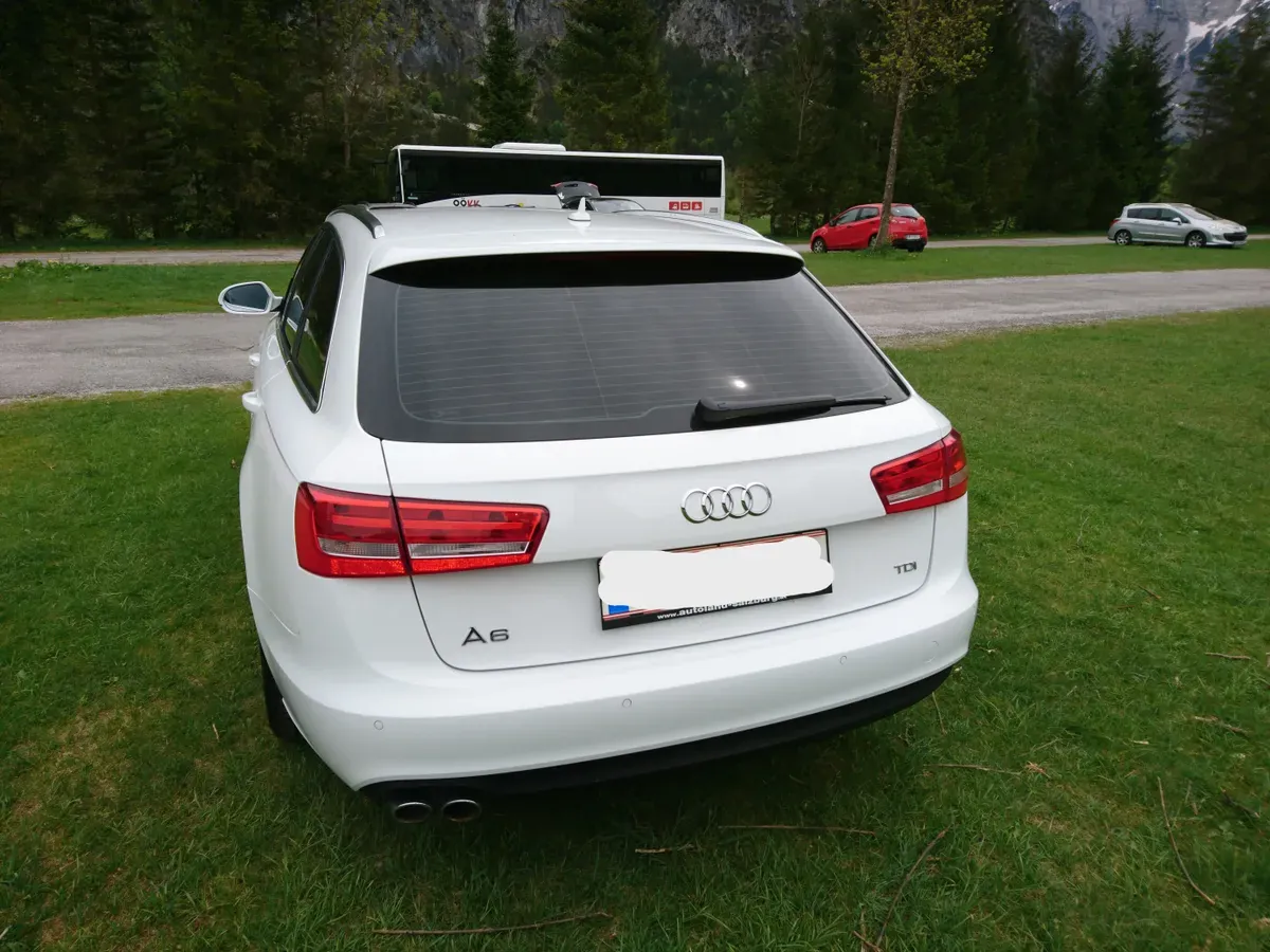 Audi A6 Avant 2012 photo 3