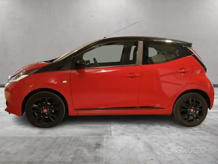 Toyota Aygo 2018 photo 2