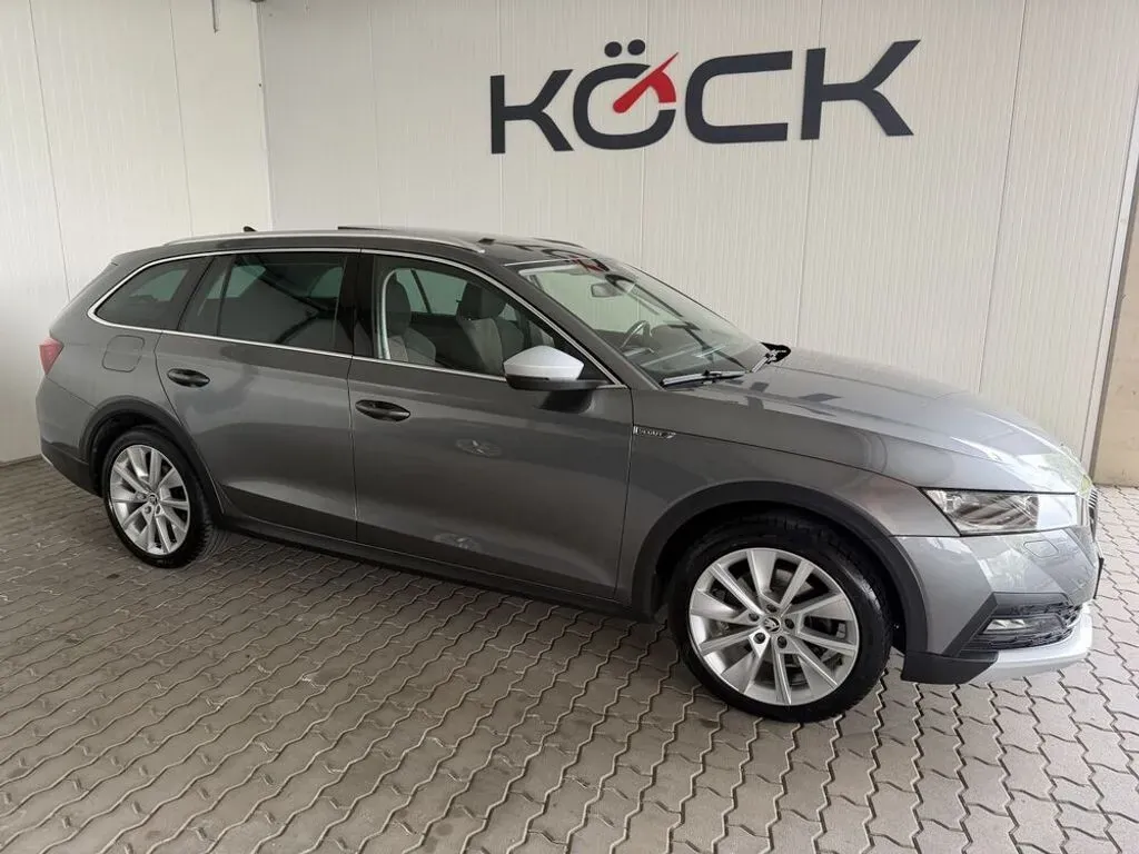 Skoda Octavia 2022 photo 3