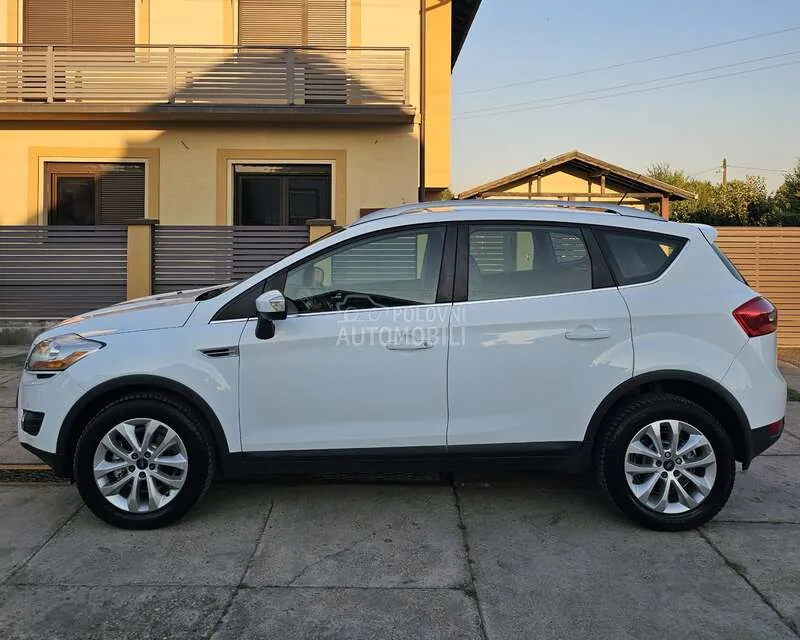 Ford Kuga 2011 photo 2