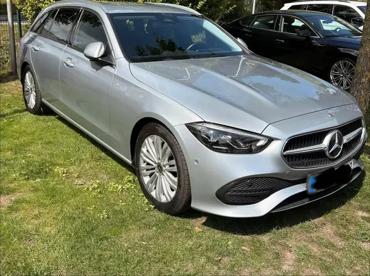Mercedes-Benz C 200 D
