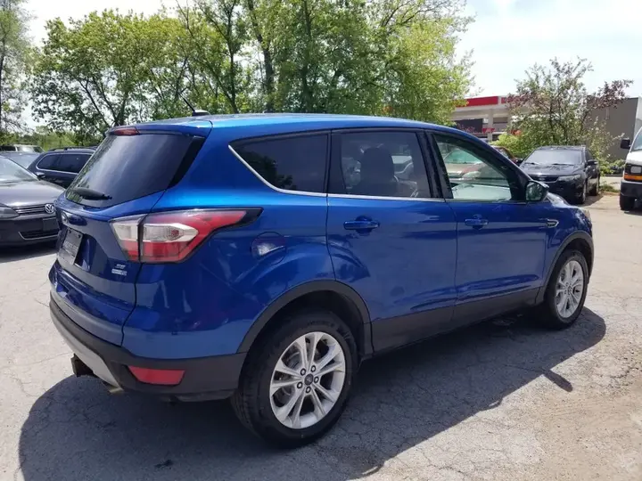 Ford Escape 2017 photo 3