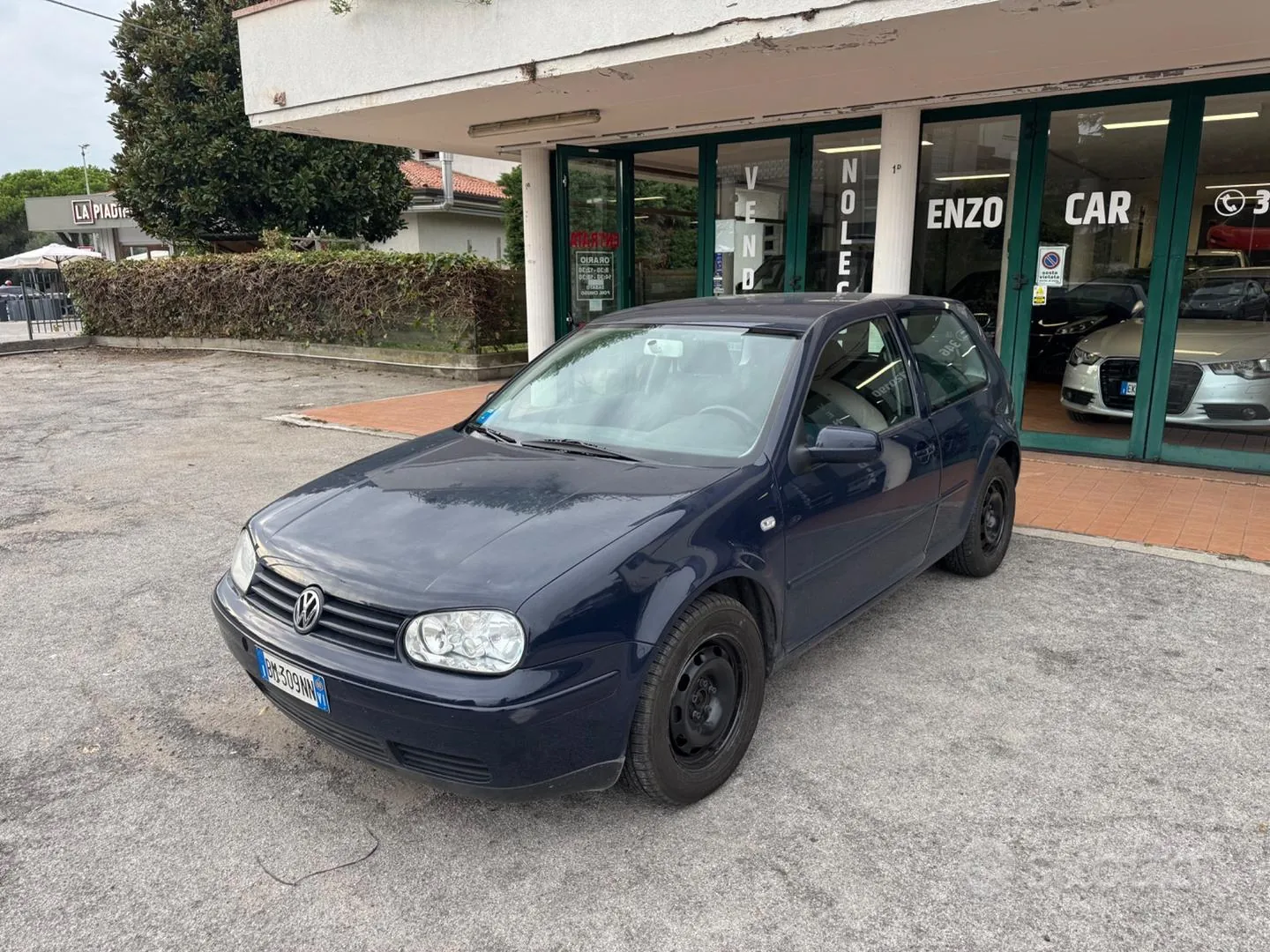 Volkswagen Golf 2000 photo 3