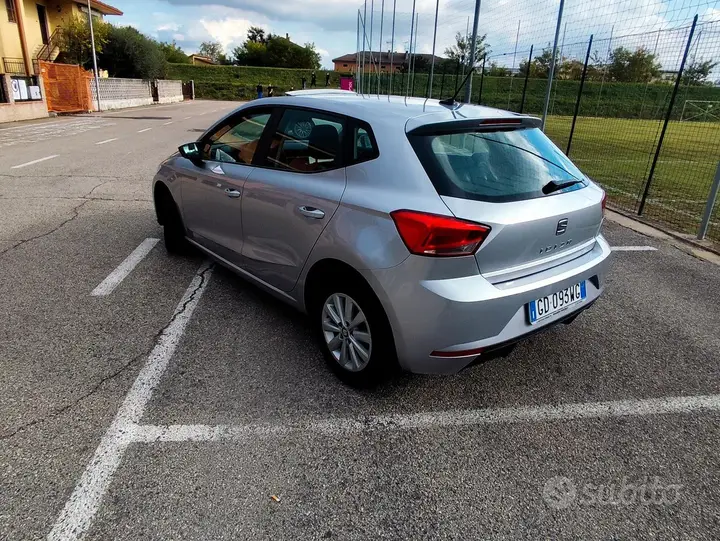 Seat Ibiza 2021 photo 2