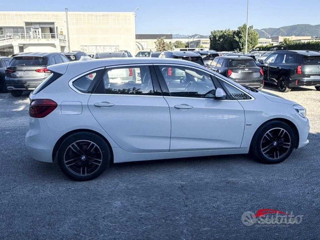 BMW 2 Series 2017 photo 2