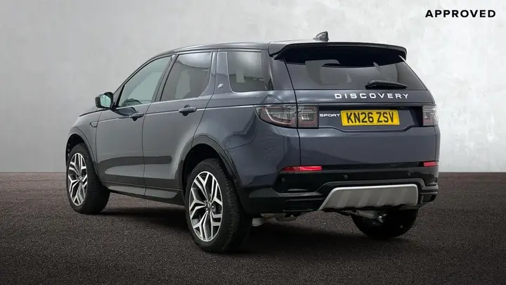 Land Rover Discovery Sport 2026 photo 2