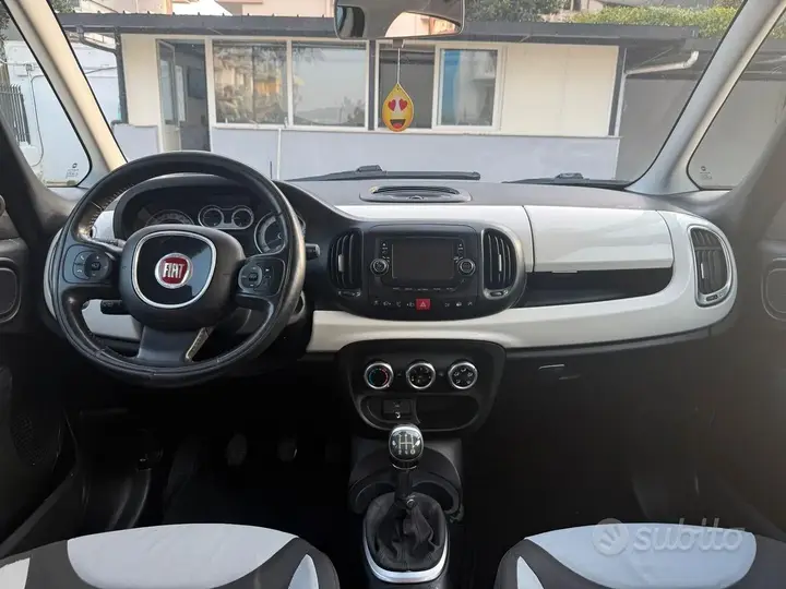 Fiat 500L 2014 photo 5