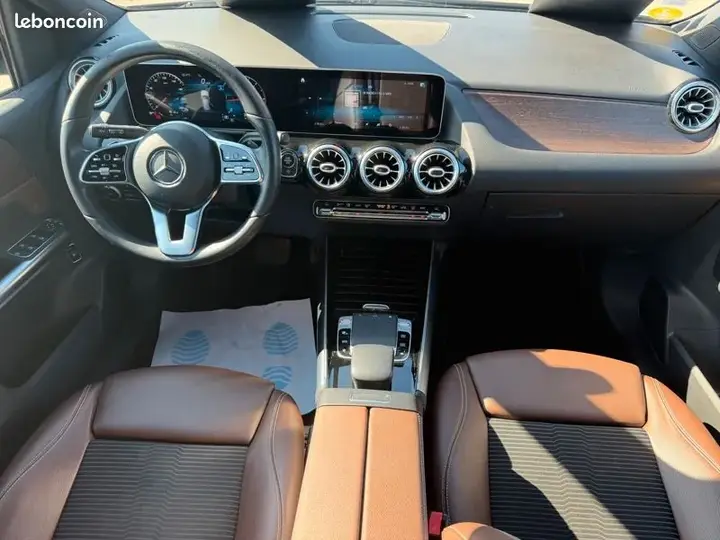 Mercedes-Benz B-Class 2020 photo 3