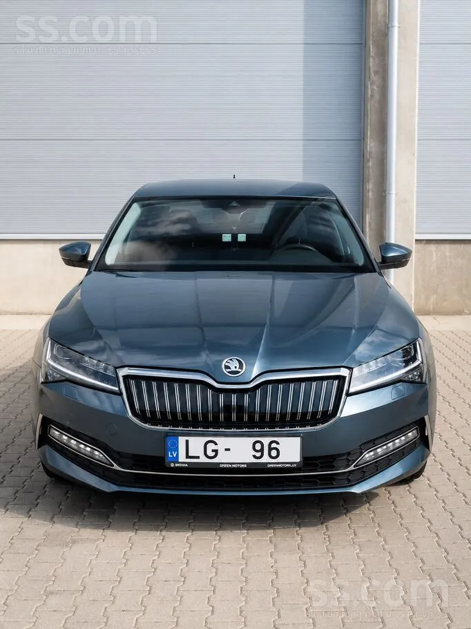 Skoda Superb 2020 photo 5
